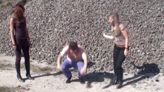 Femdom Austria: Venkovní trest