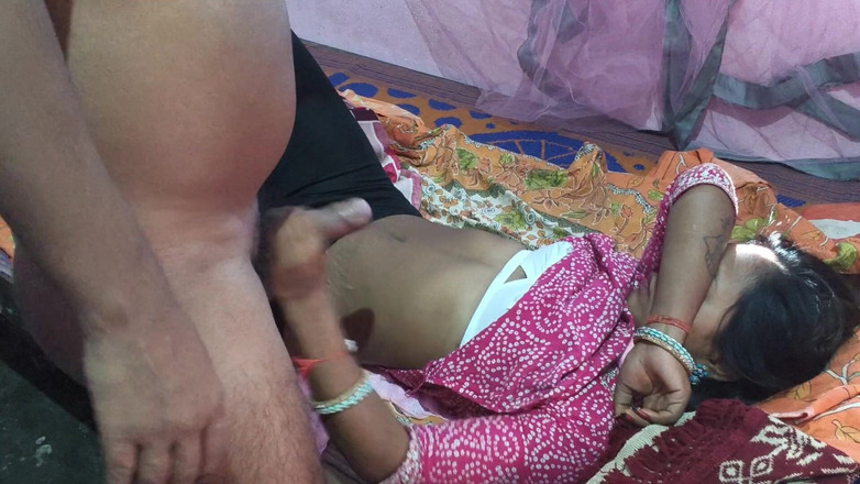 Sobha rani: 德西巴胡第一夜性爱！请慢慢地操我