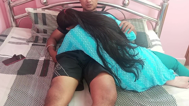 DesiSexCreator: Hintli kız sıkı amcık sikişi, edepsiz Hintçe sesli ateşli anal...