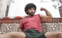 Desi Panda: पाकिस्तानी क्यूट बॉटम दिखा रहा है बड़ी गांड चाहता है कि भारत लंड उसे शायद ही चोदे