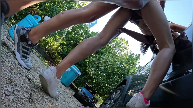 Labestiaylabella: 공공 장소에서 섹스하는 걸 좋아하는 내 여친