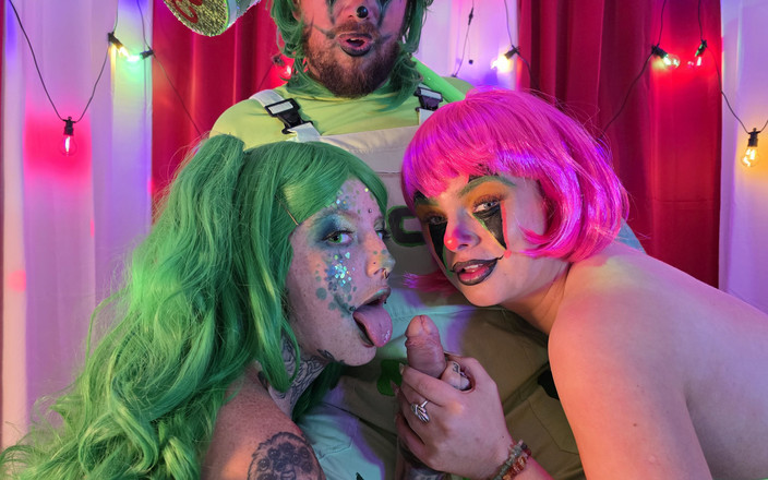 Cock Crazed Clowns: Бонні Роуз зустрічає божевільних клоунів із зеленим членом