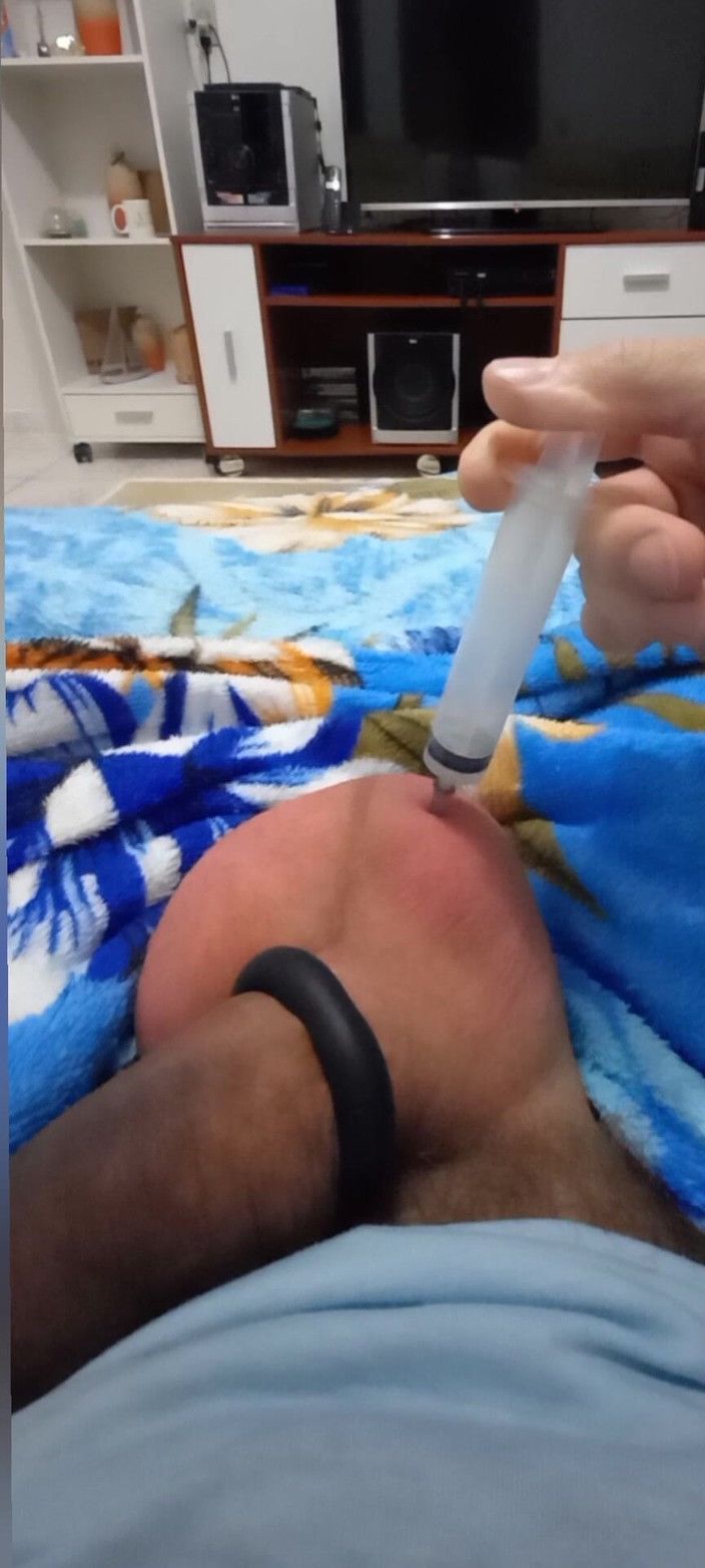 Lion big balls: 각 계란에 60cc 식염수 주사