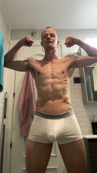Russian Dude Humilates a Man Online and Cums