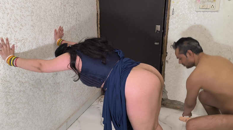 Desi chudai hub: ハードコアセックス ドギー・ポジション 膣内に射精