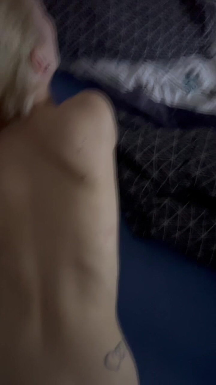 BlondieCat: Toys in the Bedroom