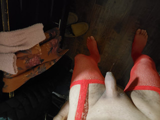 MIMEROMOLE: Azucena玩肛塞，她射了大量精液