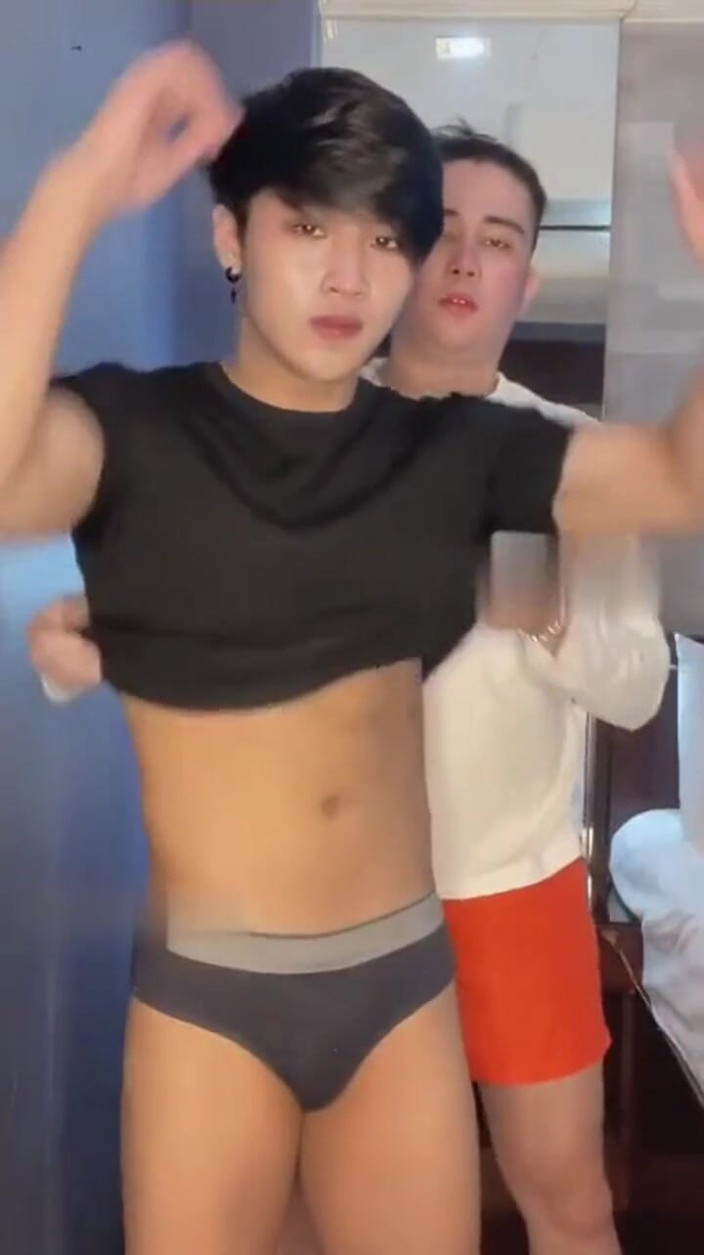Rent A Gay Productions: Il asia twink sex hotel parte 3