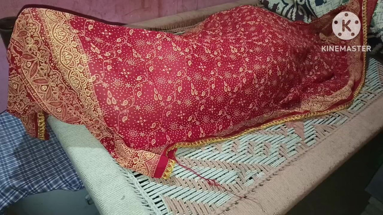 Kavita69: 継母は私が自慰をしているのを見て、激しく犯されました