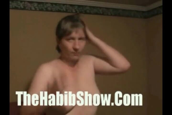 The Habib Show: Tupac mengongkek pantat putih di bilik dobi