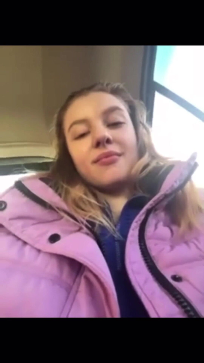 JuiceLussie: Blonde Girl Masturbate and Vibration in the Taxi