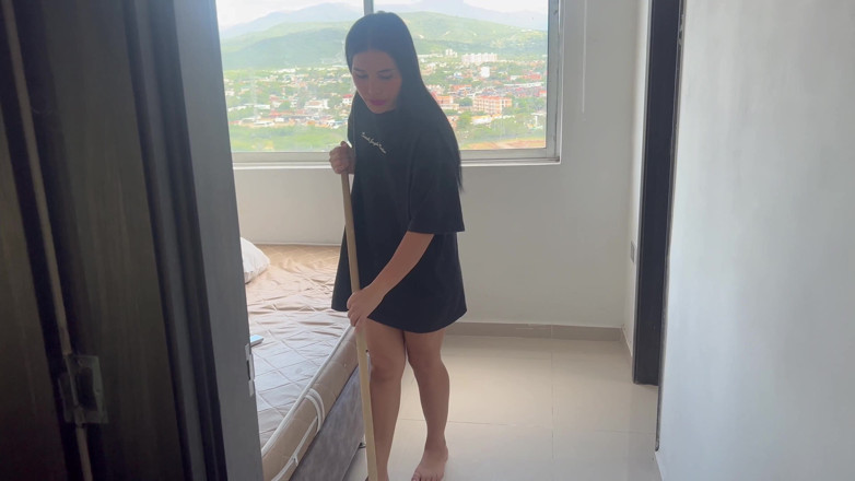 JazminPalvin: My Stepsister's Slut Teases Me to Fuck Her Hard and...
