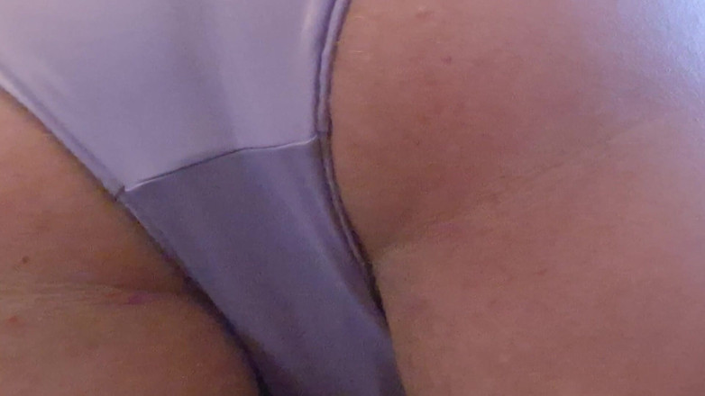 SavageHeater59: Beau Cul Tout Doux Dans Son Nouveau Maillot De Bain