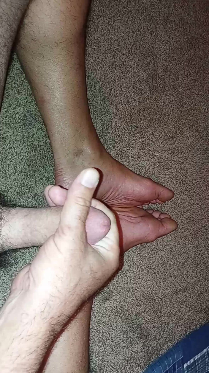 Midsouth Foot Fetish: Vyhoněla se mi k nohám