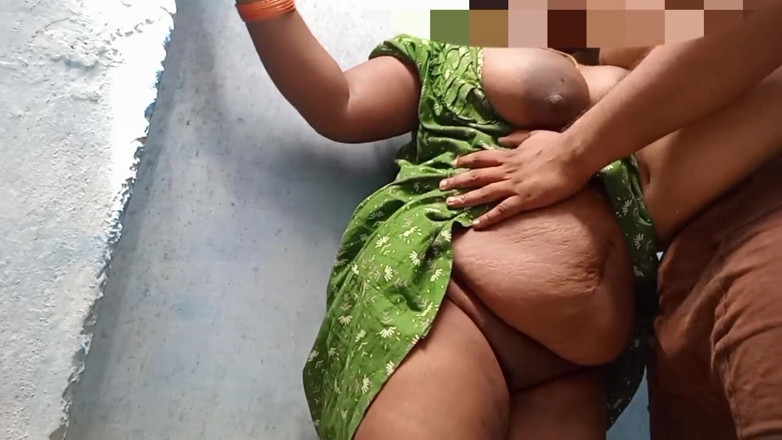 Veni: Istri tamil tamil ngentot dan nyepong kontol di kamar mandi
