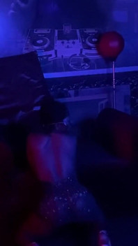 Senin için şov yapmama izin ver daddytwerk sulu götümü yüzüne sok!!