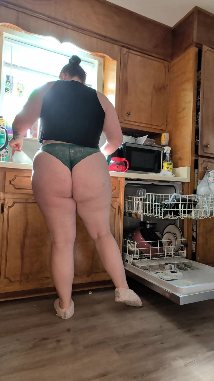 TheKinkyPwrLftr: Ich säubere meine küche