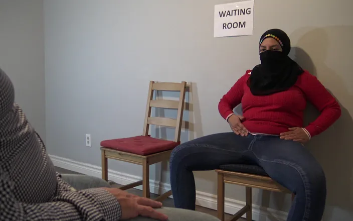 Souzan Halabi: Arab milf gets huge cumshot in mouth