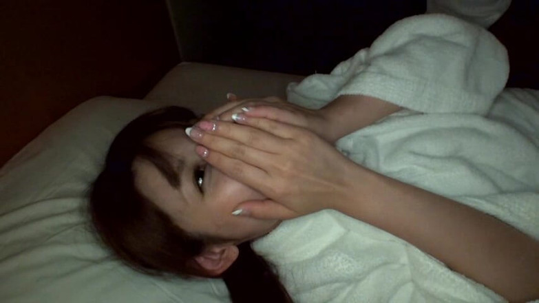 Javmango: पब्लिक चुंबन, यहीं