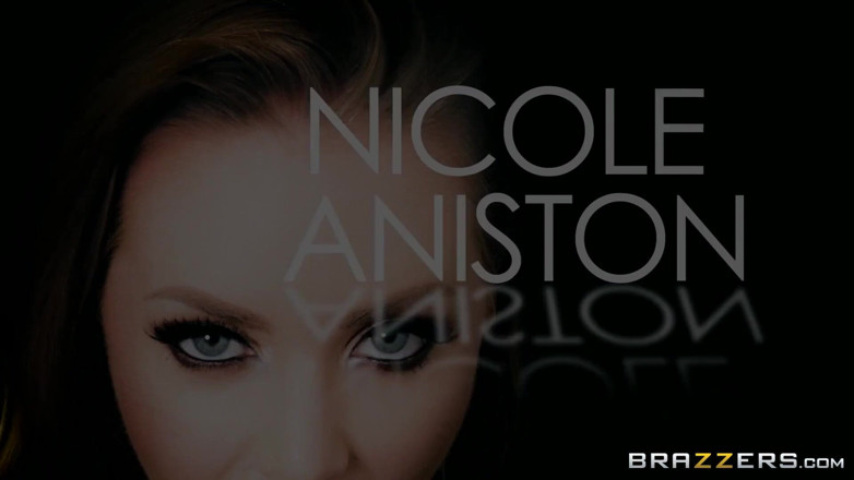 BRAZZERS: Brazzers - Nicole Aniston Knows Some Naughty Ways to Show Her...