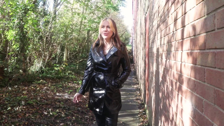 Domestic femdom: Using a Stranger as Her Ashtray