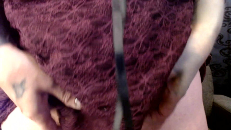 Abby Anna: Mutandine da pesca zoccolo di cammello sotto la gonna di...