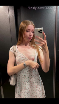 Correct Use of a Mirror in an Elevator