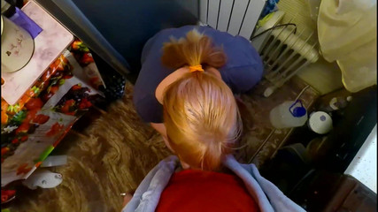 SchoolPrincess: 我出去抽烟并得到了一个很好的口交