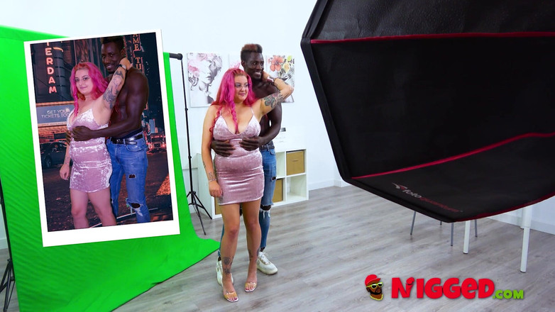 FAKings Black Fix: Roșcata Vrea Spermă De Penis Negru Și O Vrea Acum. Rebecca...