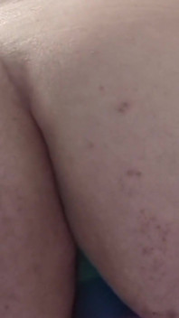 Baculatá Sissy šuká tlustý zadek