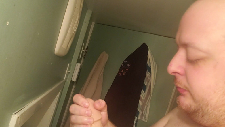 Charlieboy69: Gırtlağına kadar alma 11 inç dildo günü 8