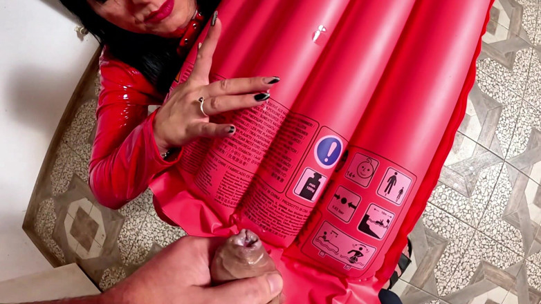 MilfyCalla: Dominant Red Pvc MILF Inflatable Mattress Fetish. Giant Beach Balls,...