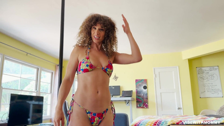 VibeWithMommy: Cuck sperma eten en natte tweede portie