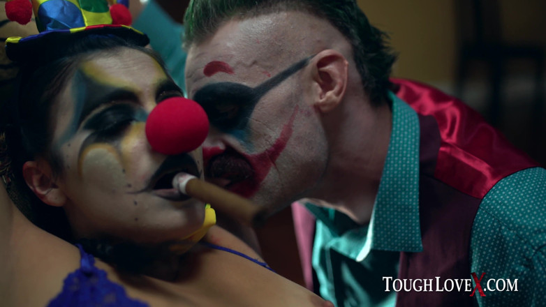 ToughLoveX: TOUGHLOVex - Violet Starr lascia jokerx riempire la sua figa