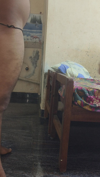 VillageBlackfairy: 性感的泰米尔女大学生在酒店房间与男友发生性关系