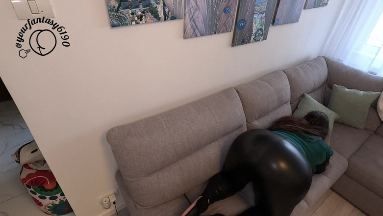 Your fantasy studio: Кожа и похоть: вонючий пердеж на высоких каблуках