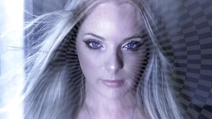 The कार्यक्रम pt 1 - आपके सिर के अंदर की आवाज