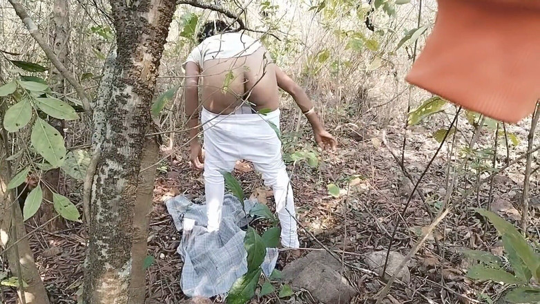 Graju1244: セクシーな女子大生が大学の先生に犯された