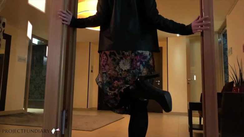 Projectsexdiary: Slut girl fuck after dinner in hotel