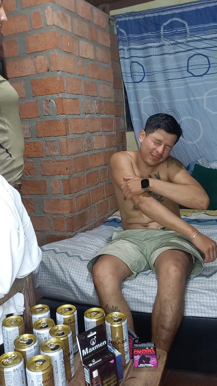 Chavez Producciones: The Cheating Neighbor Fucking Her Husband and Her Neighbor