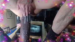 Elgloton: Rakus seronok dikebumikan jauh