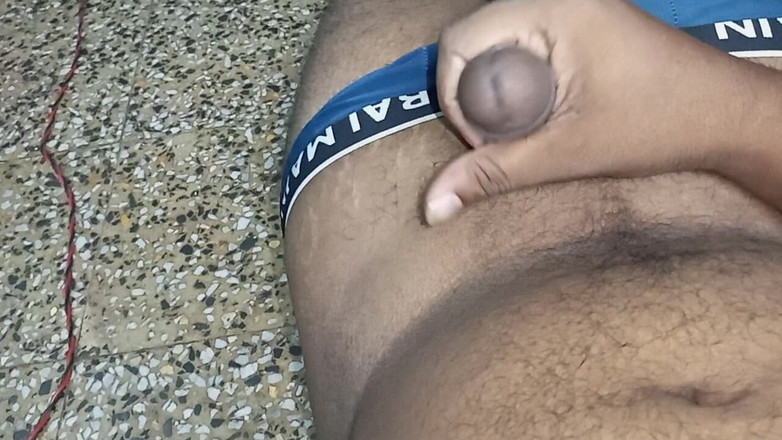 Sweet Indian cock: Bhabhi chupando y lamiendo coño con consolador