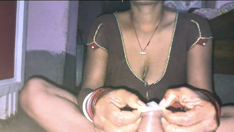 Trilokinath: 요그 보이와의 Rina Aunty 로맨스 - 로맨틱 텔루구 단편 영화