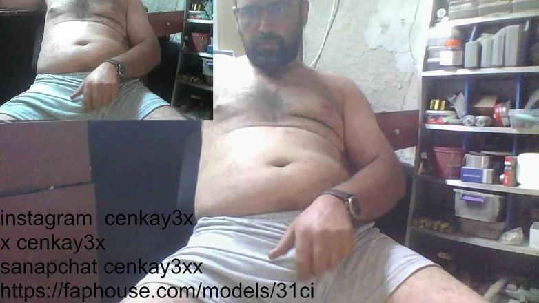 CenkAy: 男性爸爸直播