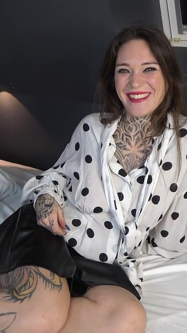 Porn Casting Lyviane (SnakeDave studio)