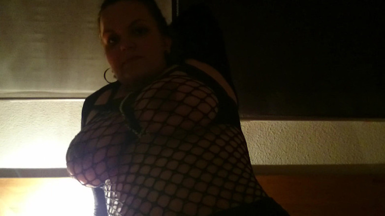 QueenSteffi: Ratu Panas Mahu Blowjob