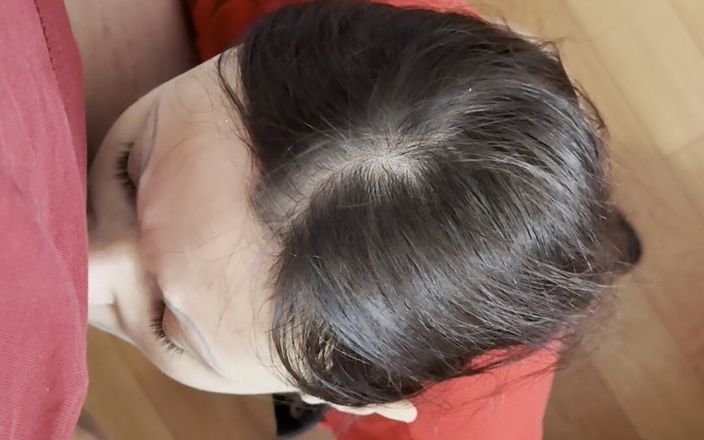 Lesbian-illusion: Cô gái yêu thích của tôi liếm âm hộ của tôi...