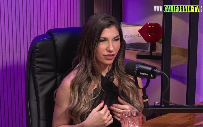 California TV: Safadas loiras: fodendo, bunda e boquete por 3 mil - experiências em...