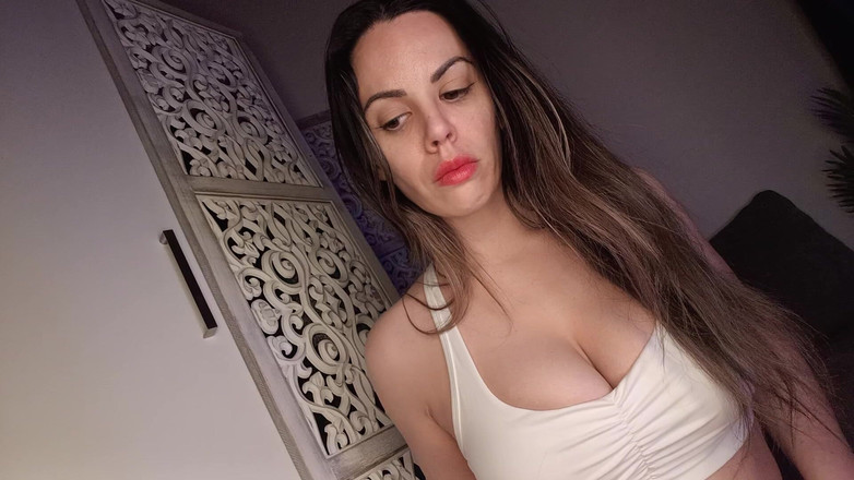 Annika Rain: 嫂子来住