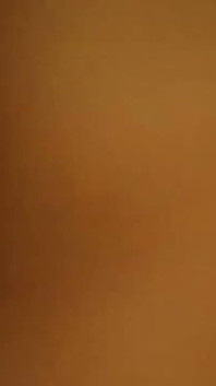 펠라로 그녀를 설득하지만 그녀는 기분이 아니었다